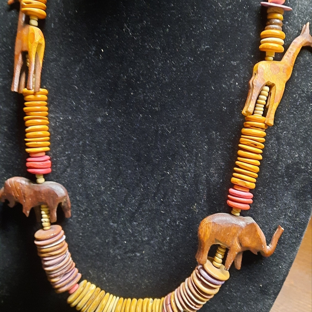 Nice vintage necklace